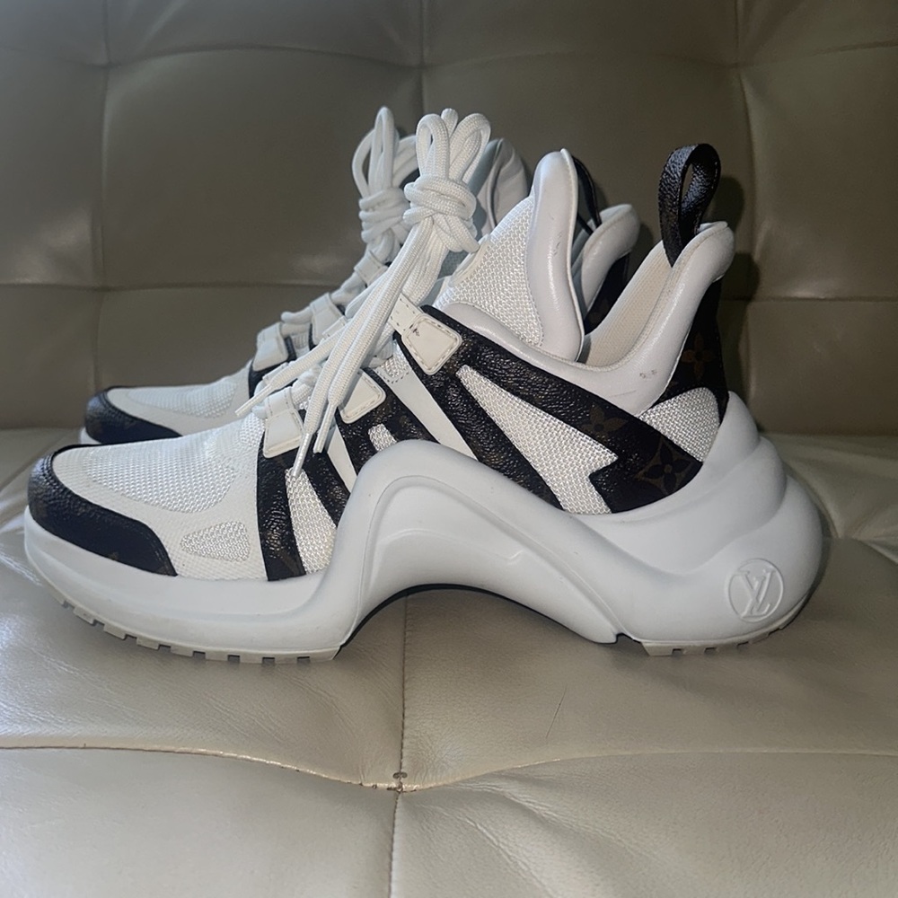 Louis Vuitton LV Archlight sneaker - Picture 3 of 6